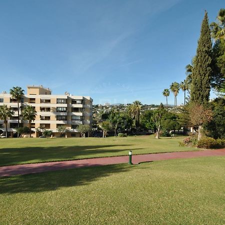 Torres De Aloha 2 Bdr Puerto Banus Daire Marbella Dış mekan fotoğraf