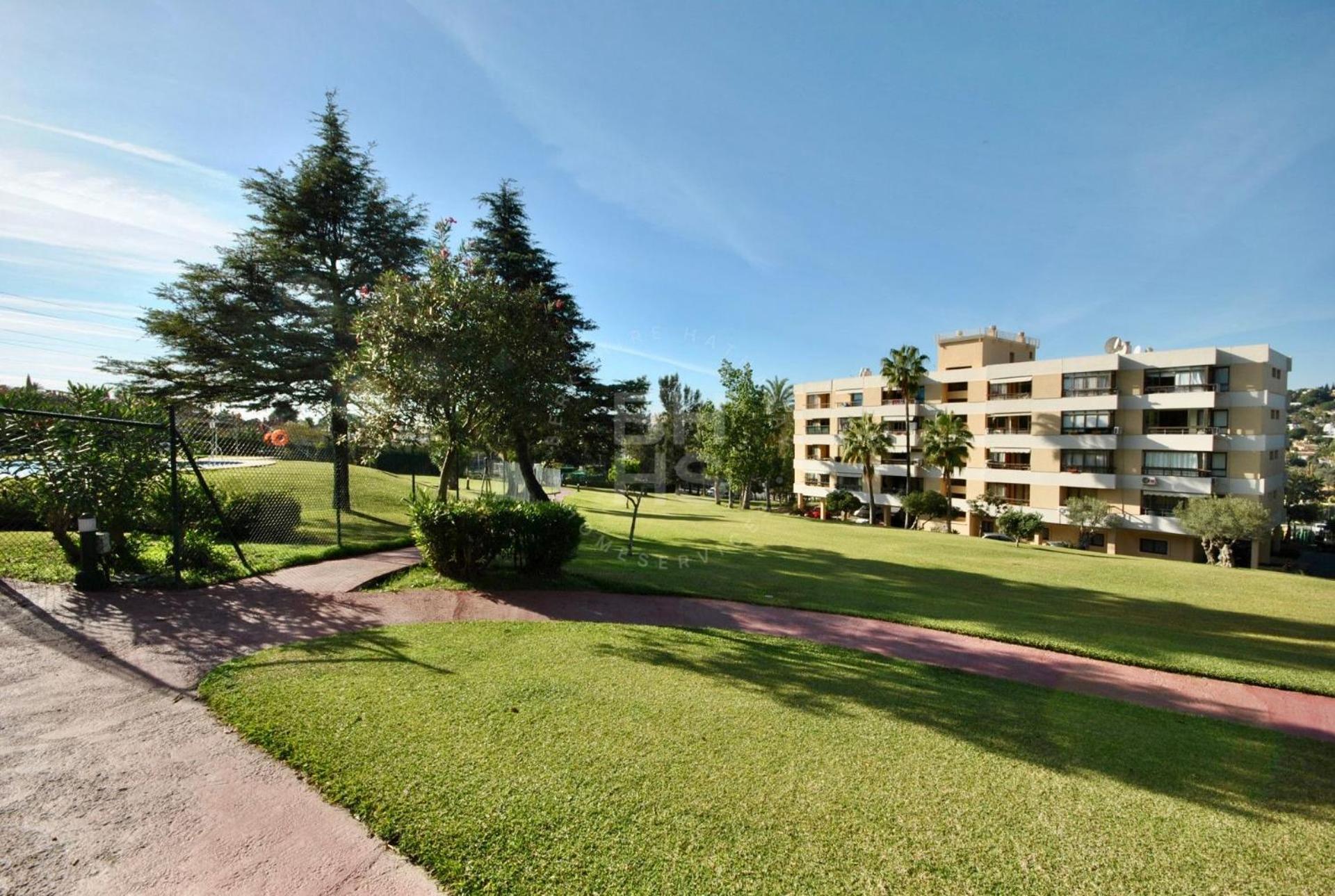 Torres De Aloha 2 Bdr Puerto Banus Daire Marbella Dış mekan fotoğraf